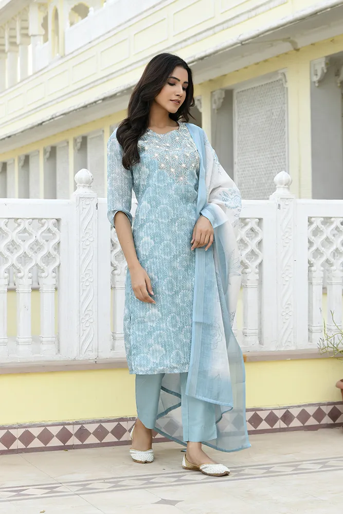 Vaasva Women Blue Tissue Linen Embroidered Solid Kurta Set With Solid Pants & Printed Dupatta Set