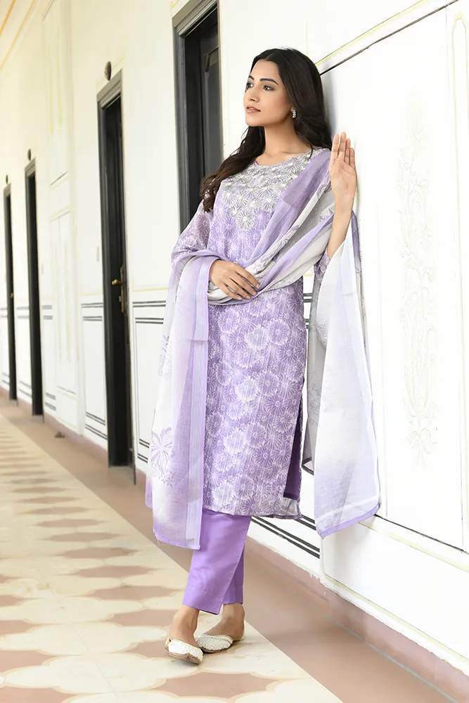 Vaasva Women Lavender Tissue Linen Embroidered Solid Kurta Set With Solid Pants & Printed Dupatta Set