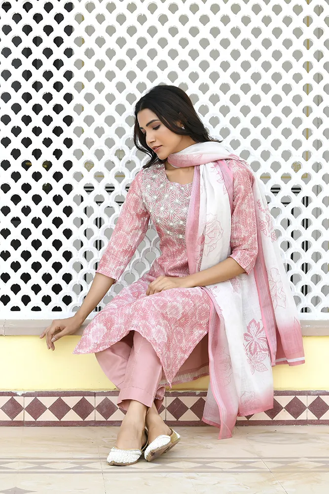 Vaasva Women Pink Tissue Linen Embroidered Solid Kurta Set With Solid Pants & Printed Dupatta Set