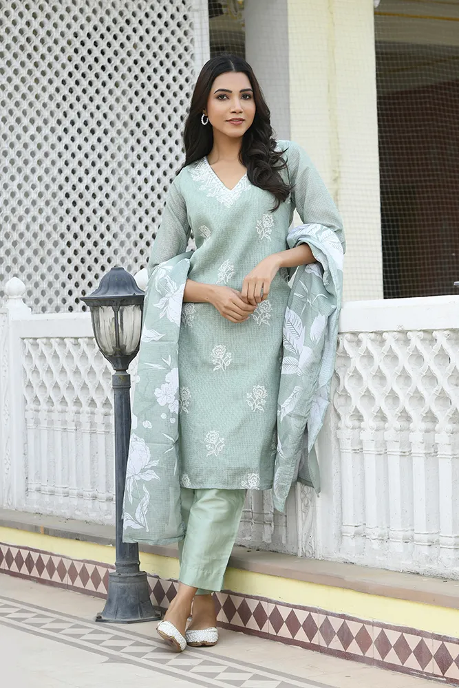 Vaasva Women Green Kota Doria Embroidered Solid Kurta Set With Solid Pants & Printed Dupatta Set