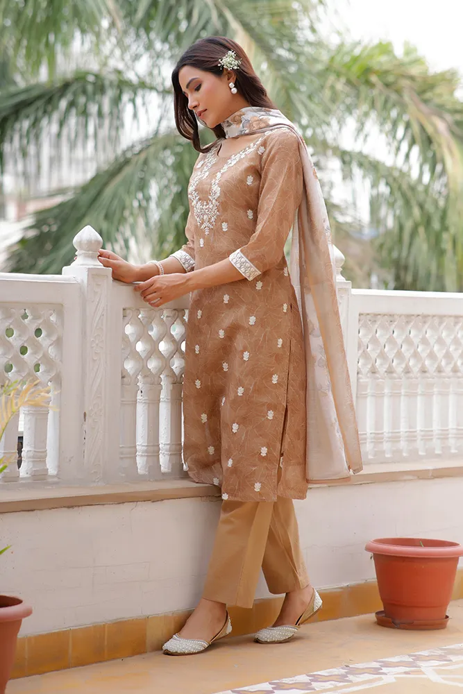 Vaasva Women Brown Linen Kurta Embroidered Kurta Set With Solid Pants & Dupatta Set