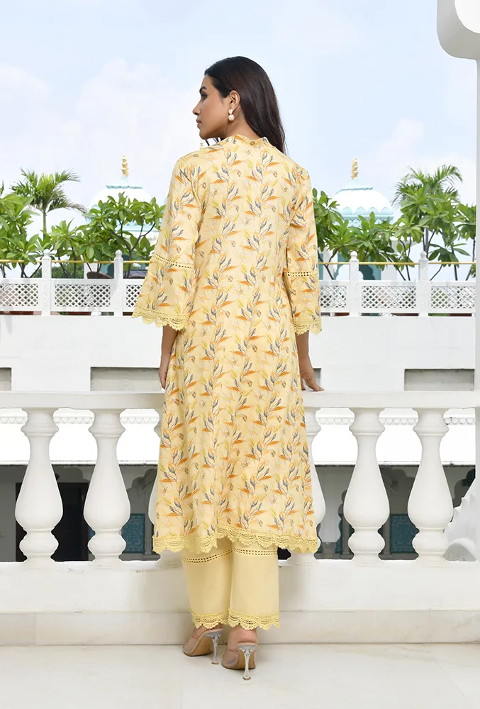 Vaasva Women Yellow Cotton Printed Kurta Pant Set